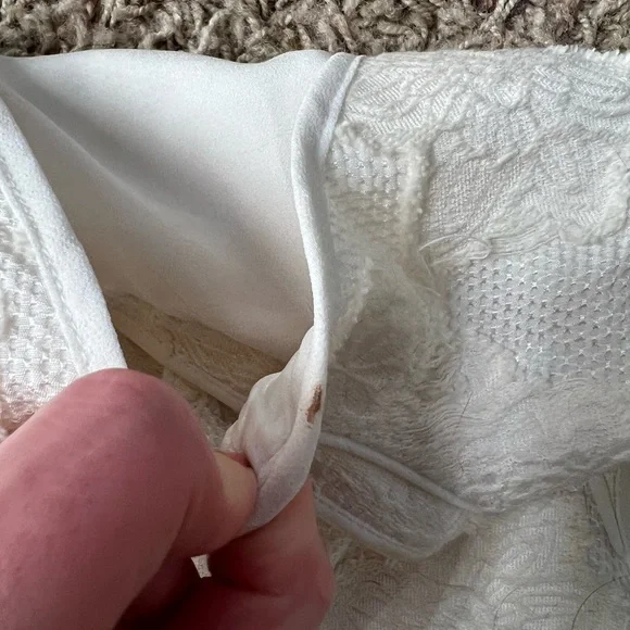 White lace dress - Picture 4 of 5